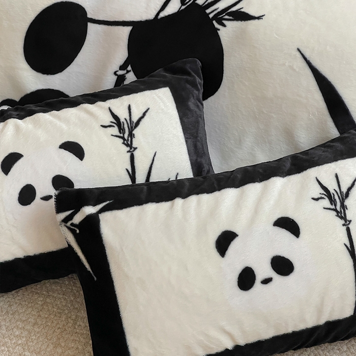 91家纺网 家纺一手货源 找家纺 安哆啦家纺 2024新款兔毛绒大版卡通牛奶绒兔兔绒印花四件套 国风熊猫