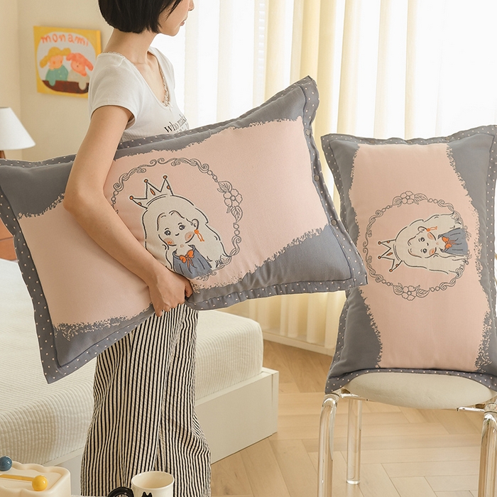 91家纺网 家纺一手货源 找家纺 2024新款全棉四层纱布枕套一对装纽扣款枕套 公主日记