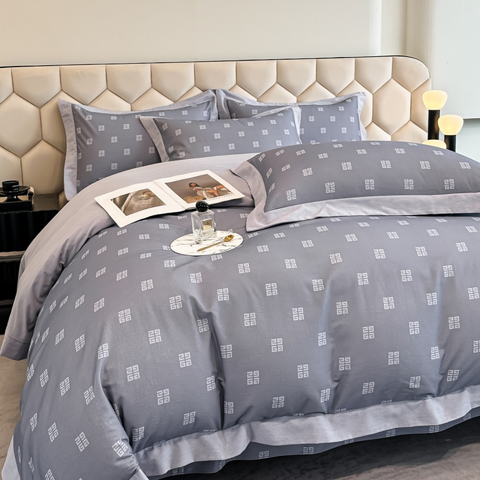 91家纺网 家纺一手货源 找家纺 雲归梦 2024新款全棉纯棉轻奢加厚磨毛拼角工艺四件套 苏缦-烟波灰