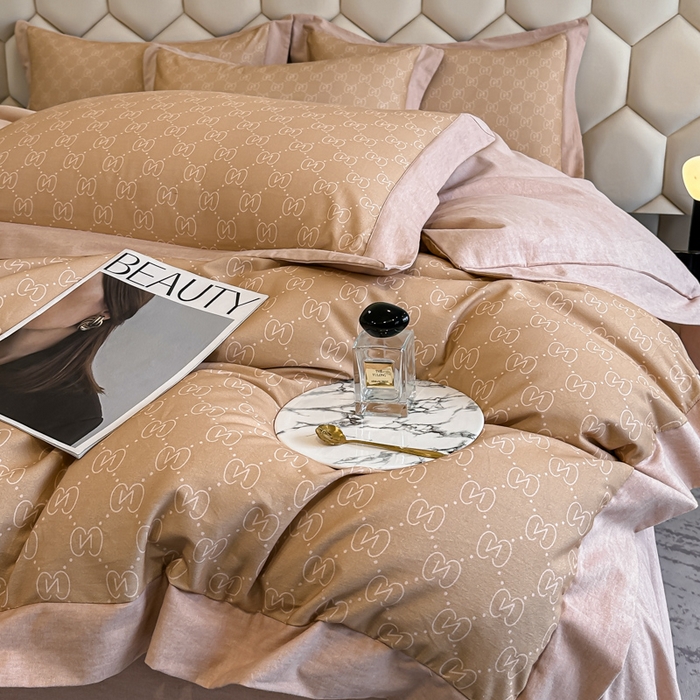 91家纺网 家纺一手货源 找家纺 雲归梦 2024新款全棉纯棉轻奢加厚磨毛拼角工艺四件套 罗拉-香槟金
