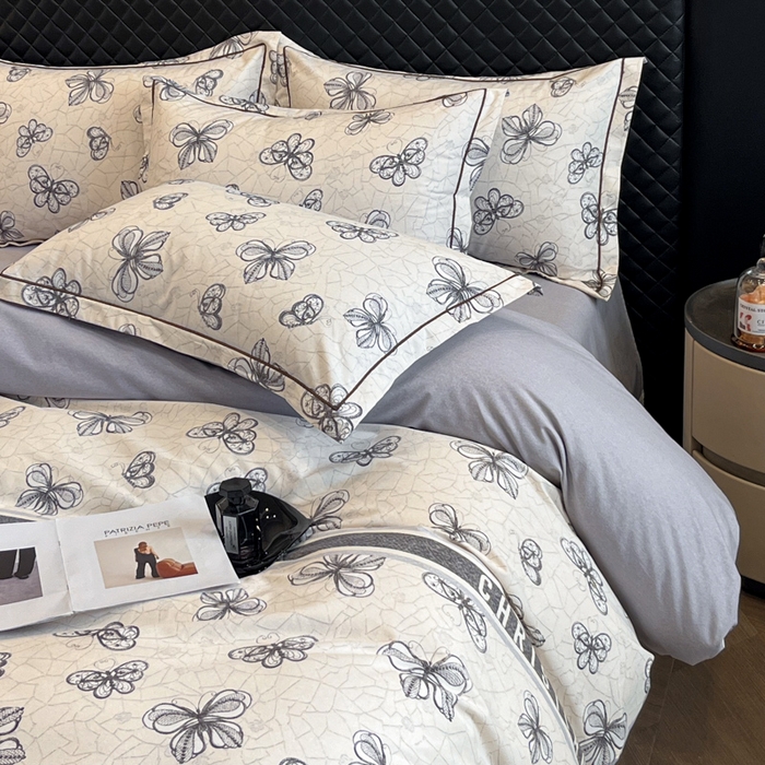 91家纺网 家纺一手货源 找家纺 大柏树 2025新款A类全棉磨毛印花四件套 淡雅年华