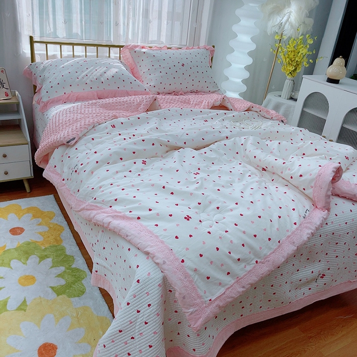 91家纺网 家纺一手货源 找家纺 暖居 2024新款包边豆豆被床盖四件套 知碟