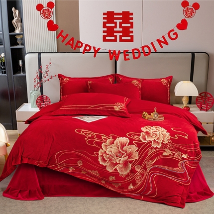 91家纺网 家纺一手货源 找家纺 （总）张公子婚庆馆 2025新款宝宝绒婴儿绒婚庆刺绣四件套 高克重高端婚庆床上用品绣花四件套