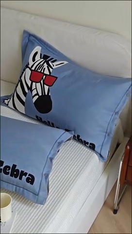 91家纺网 家纺一手货源 找家纺 2024新款全棉四层纱布枕套一对装纽扣款枕套 斑马先生