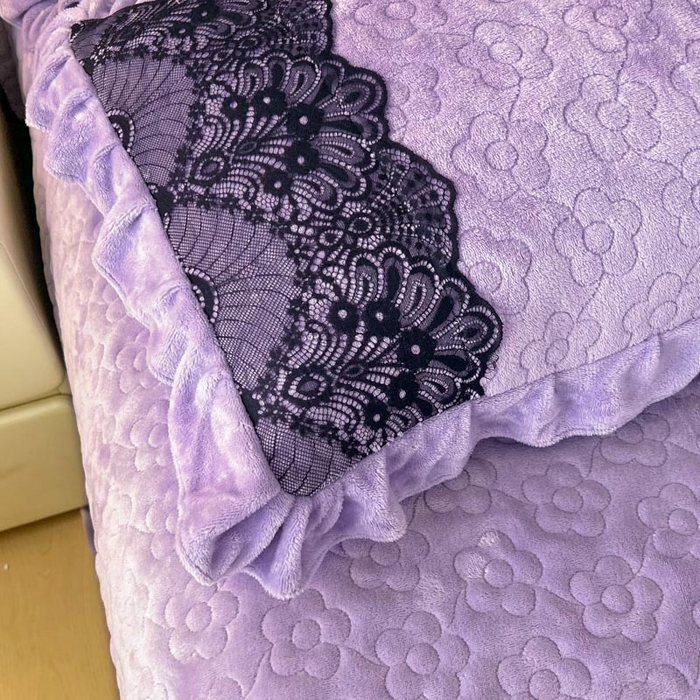 91家纺网 家纺一手货源 找家纺 恋尚 2024新款纯色牛奶绒四件套韩版蕾丝花边床盖款四件套 洛丽塔 紫色