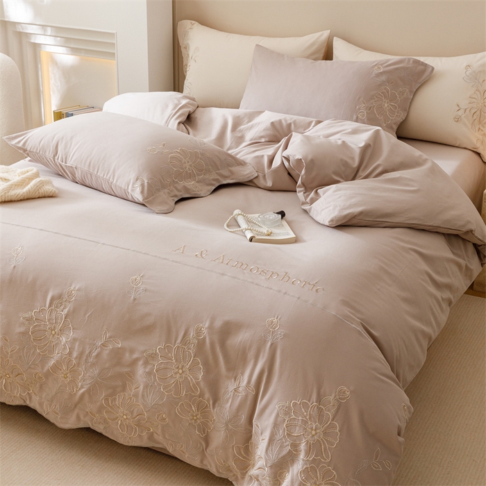 91家纺网 家纺一手货源 找家纺 艾莱家纺 2024新款A类新疆长绒棉加厚柔顺磨毛四件套-花开烂漫 花开烂漫-大麦灰