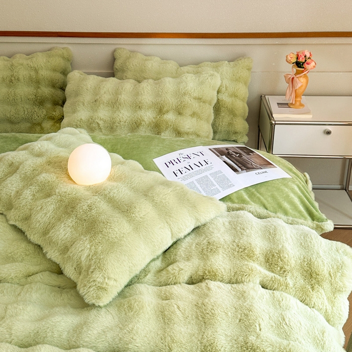 91家纺网 家纺一手货源 找家纺 畅畅家纺 2024新款AB版冬季纯色七彩兔兔绒兔毛绒牛奶绒四件套 抹茶绿