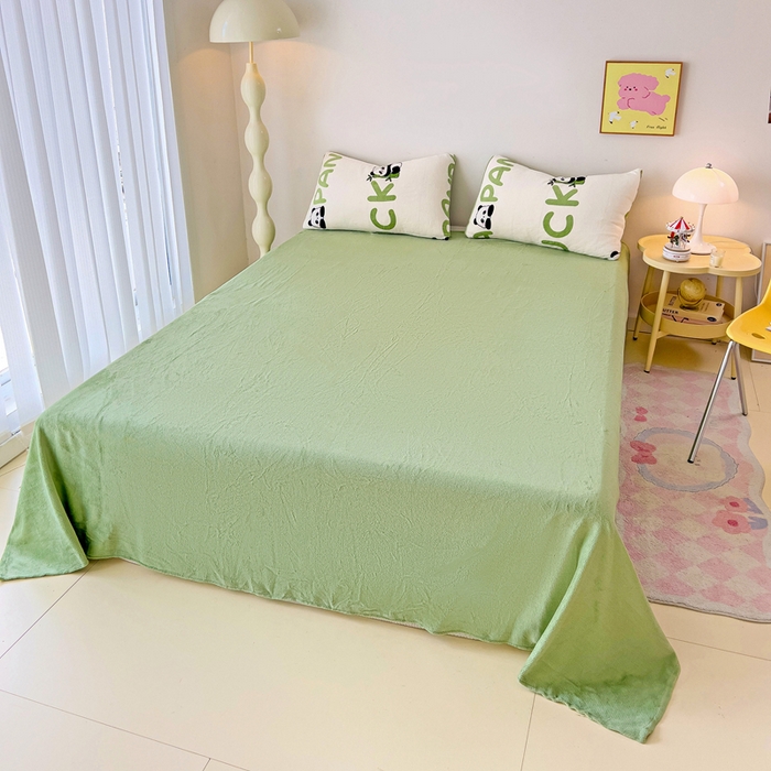 91家纺网 家纺一手货源 找家纺 麦瑞家纺 2025新款印花牛奶绒四件套跑量款 呆萌熊