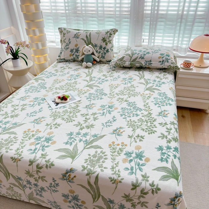 91家纺网 家纺一手货源 找家纺 翎盈家纺 2024新款加厚高克重牛奶绒床单 花香叶柔