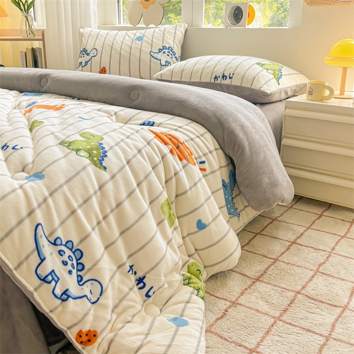 91家纺网 家纺一手货源 找家纺 2024新款A类牛奶绒印花冬被被子被芯 小恐龙