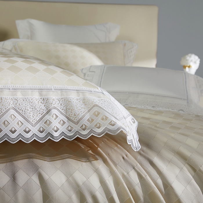 91家纺网 家纺一手货源 找家纺 2024新款高端蕾丝重磅真丝棉系列四件套-克莱斯特 克莱斯特-香槟