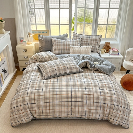 91家纺网 家纺一手货源 找家纺 总红粉佳人新款小清新卡通贝壳边三角针棉加绒四件套工艺款牛奶绒四件套