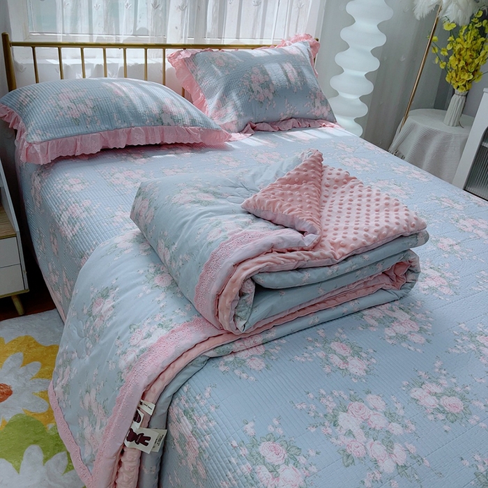 91家纺网 家纺一手货源 找家纺 暖居 2024新款包边豆豆被床盖四件套 安妮公主