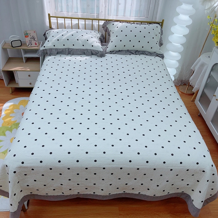 91家纺网 家纺一手货源 找家纺 暖居 2024新款包边豆豆被床盖四件套 经典小波点