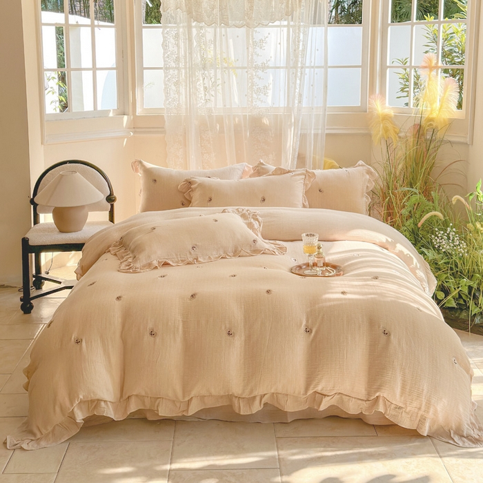 91家纺网 家纺一手货源 找家纺 2025新品全棉色织皱皱纱刺绣款四件套 米诺咖