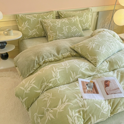 大境 2024新款8斤A类230克牛奶绒提花烂花四件套床笠款床单款 竹影 奶绿