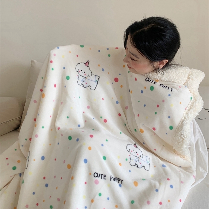 91家纺网 家纺一手货源 找家纺 桃喜 2024新款亲肤舒适牛奶绒羊羔绒毛毯 波点狗狗