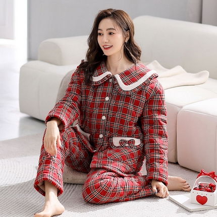 91家纺网 家纺一手货源 找家纺 （总）洛兰沙家居馆 2024新款清新款睡衣女秋冬季三层夹棉珊瑚绒加厚保暖两件套女士可外穿加绒家居服