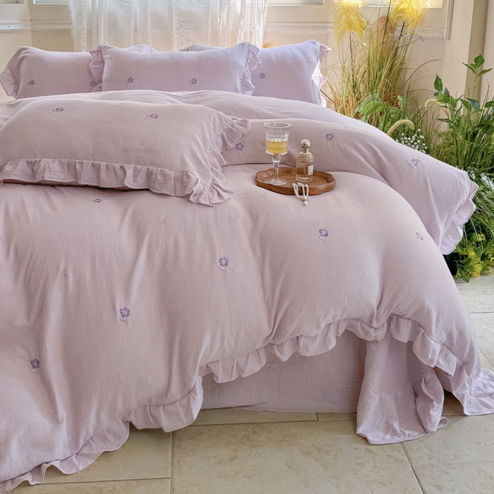 91家纺网 家纺一手货源 找家纺 2025新品全棉色织皱皱纱刺绣款四件套 樱花草