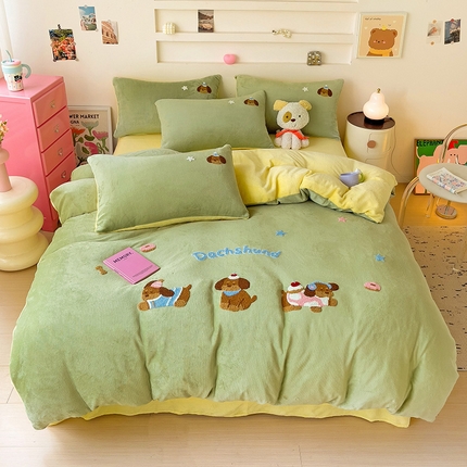梦之岛 2024新款牛奶绒卡通毛巾绣四件套腊肠狗 腊肠狗-黄绿