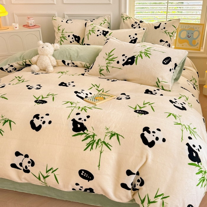 91家纺网 家纺一手货源 找家纺 简宜家居 2025新款牛奶绒印花四件套 竹影萌宝