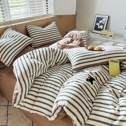 晨曦家纺 2024新款加厚无印风牛奶绒四件套 条纹猫咪-深灰咖