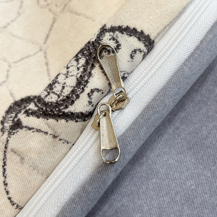 91家纺网 家纺一手货源 找家纺 大柏树 2025新款A类全棉磨毛印花四件套 淡雅年华