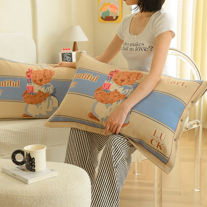 91家纺网 家纺一手货源 找家纺 2024新款全棉四层纱布枕套一对装纽扣款枕套 汤姆女士