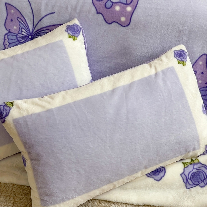 91家纺网 家纺一手货源 找家纺 安哆啦家纺 2024新款兔毛绒大版卡通牛奶绒兔兔绒印花四件套 姿花蝶