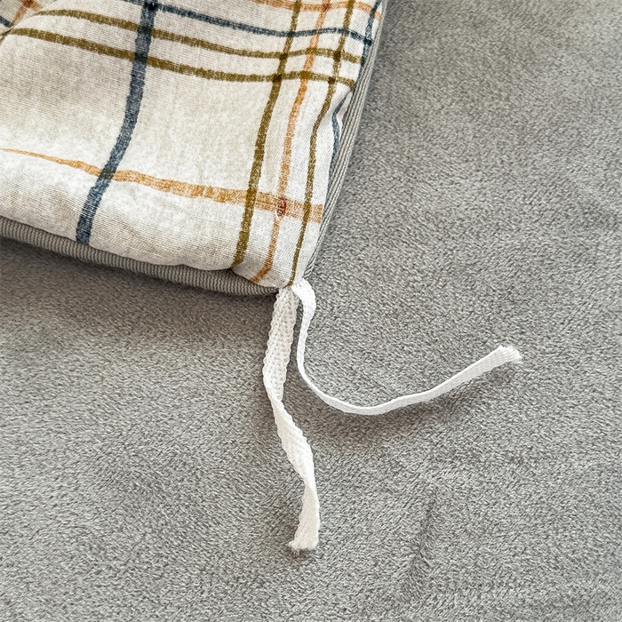 91家纺网 家纺一手货源 找家纺 红粉佳人新款小清新卡通贝壳边三角针棉加绒四件套工艺款牛奶绒四件套简单生活