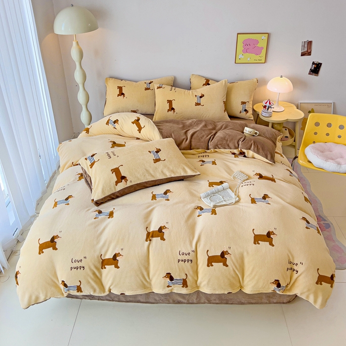 91家纺网 家纺一手货源 找家纺 麦瑞家纺 2025新款印花牛奶绒四件套跑量款 布朗狗