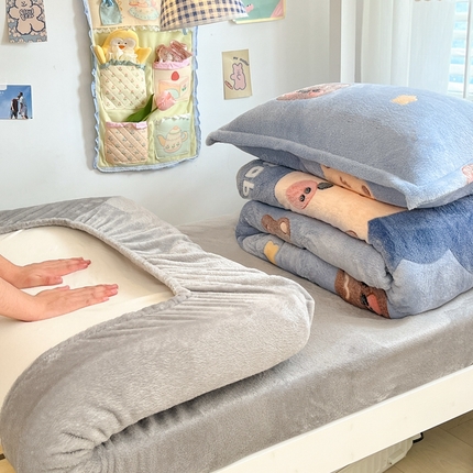 91家纺网 家纺一手货源 找家纺 （总）川悦生活 2024新款立体雪花绒宿舍床笠款三件套四件套