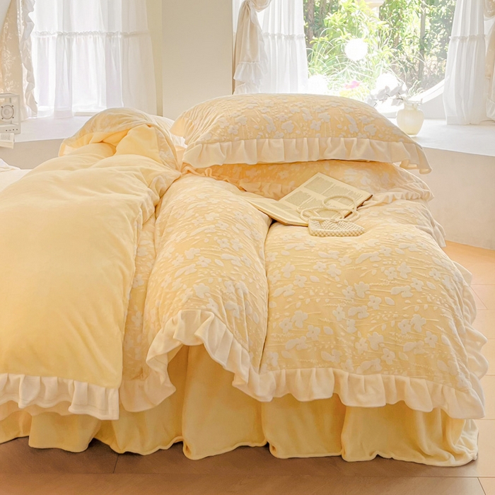 91家纺网 家纺一手货源 找家纺 2024新款加厚牛奶绒韩版雕花四件套风格1（温馨） 冬暖-黄
