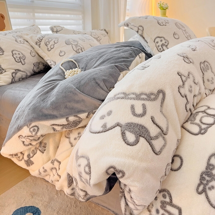 91家纺网 家纺一手货源 找家纺 （总）2024新款加厚雪花绒印花四件套-风格二（提供卖家秀）