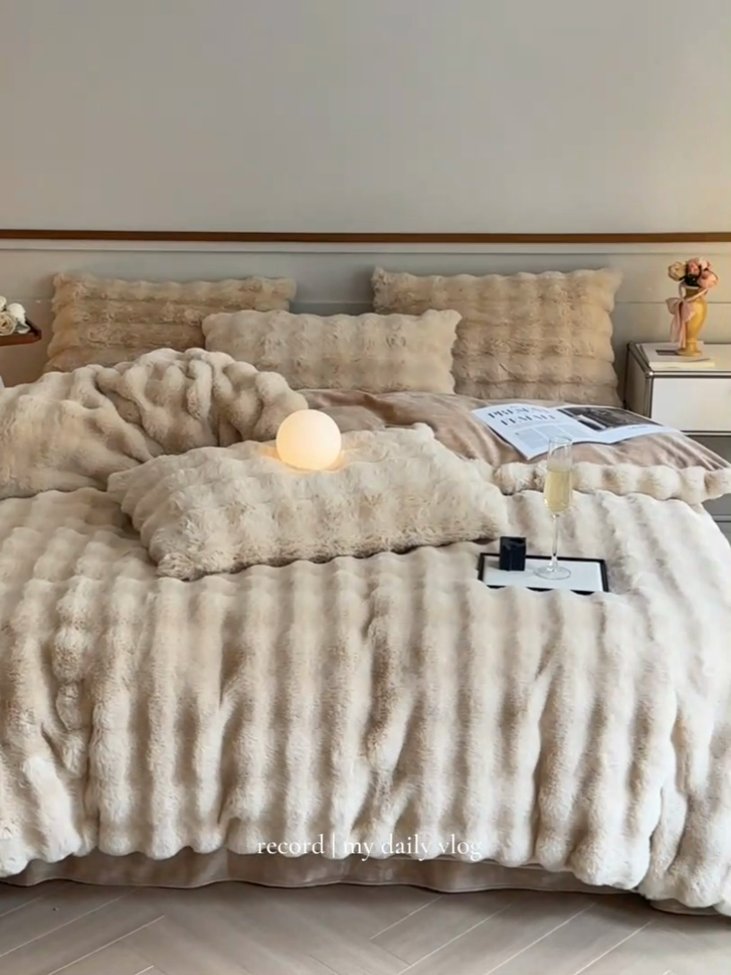 91家纺网 家纺一手货源 找家纺 畅畅家纺 2024新款AB版冬季纯色七彩兔兔绒兔毛绒牛奶绒四件套 卡其