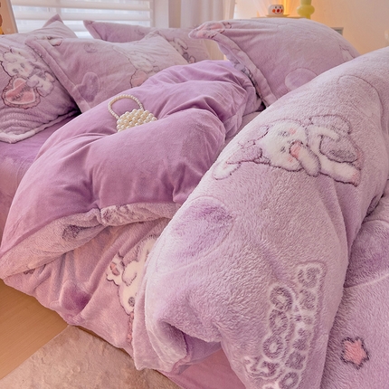 91家纺网 家纺一手货源 找家纺 （总）2024新款加厚雪花绒印花四件套-风格二（提供卖家秀）