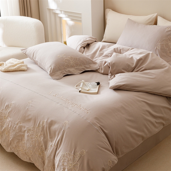 91家纺网 家纺一手货源 找家纺 艾莱家纺 2024新款A类新疆长绒棉加厚柔顺磨毛四件套-花开烂漫 花开烂漫-大麦灰