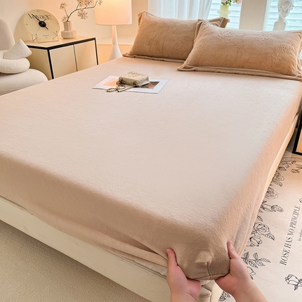 艾唯希家纺 2024新款A类牛奶绒单床笠系列 浪漫恋人-奶咖-(单床笠)