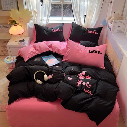 91家纺网 家纺一手货源 找家纺 （总）阿曼达 2024新款ins博主风爆款超甜美甜酷的毛巾绣水洗m四件套-公主请开心