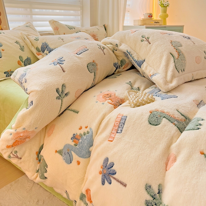 91家纺网 家纺一手货源 找家纺 2024新款加厚雪花绒印花单件被套-风格二（提供卖家秀 ） 恐龙宝贝(绿)