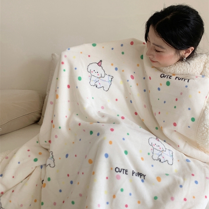 91家纺网 家纺一手货源 找家纺 桃喜 2024新款亲肤舒适牛奶绒羊羔绒毛毯 波点狗狗