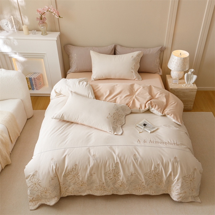 91家纺网 家纺一手货源 找家纺 艾莱家纺 2024新款A类新疆长绒棉加厚柔顺磨毛四件套-花开烂漫 花开烂漫-白鹭