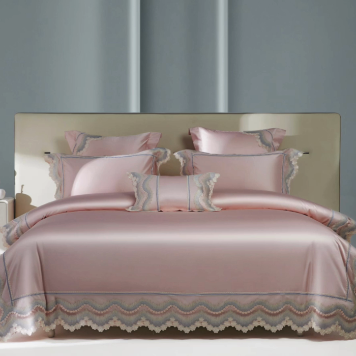 91家纺网 家纺一手货源 找家纺 2024新款高端蕾丝重磅真丝棉系列四件套-花言蜜语粉