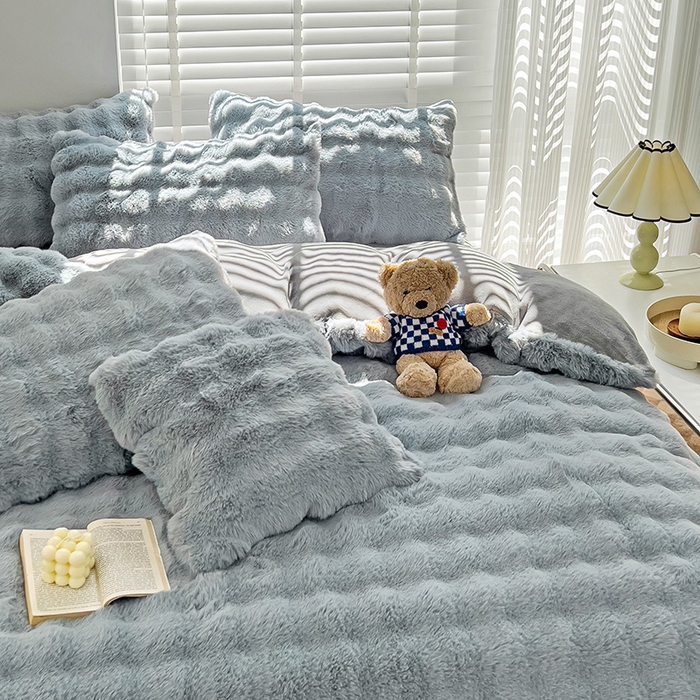 91家纺网 家纺一手货源 找家纺 畅畅家纺 2024新款AB版冬季纯色七彩兔兔绒兔毛绒牛奶绒四件套 高级灰