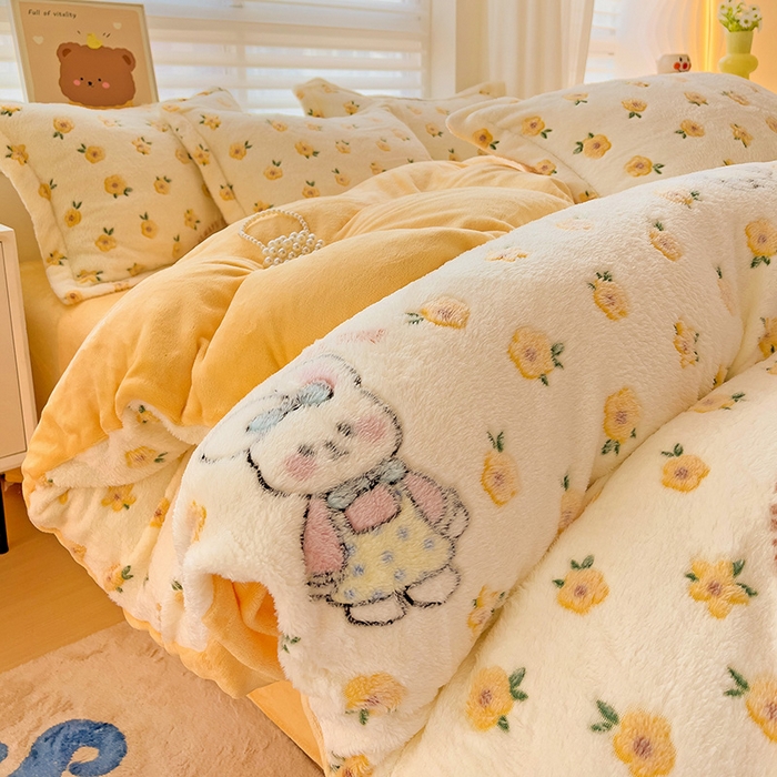 91家纺网 家纺一手货源 找家纺 2024新款加厚雪花绒印花单件被套-风格二（提供卖家秀 ） 田园兔(黄)