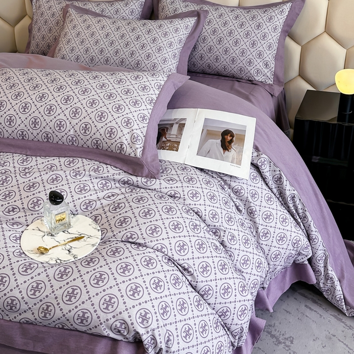 91家纺网 家纺一手货源 找家纺 雲归梦 2024新款全棉纯棉轻奢加厚磨毛拼角工艺四件套 漫语-梦幻紫