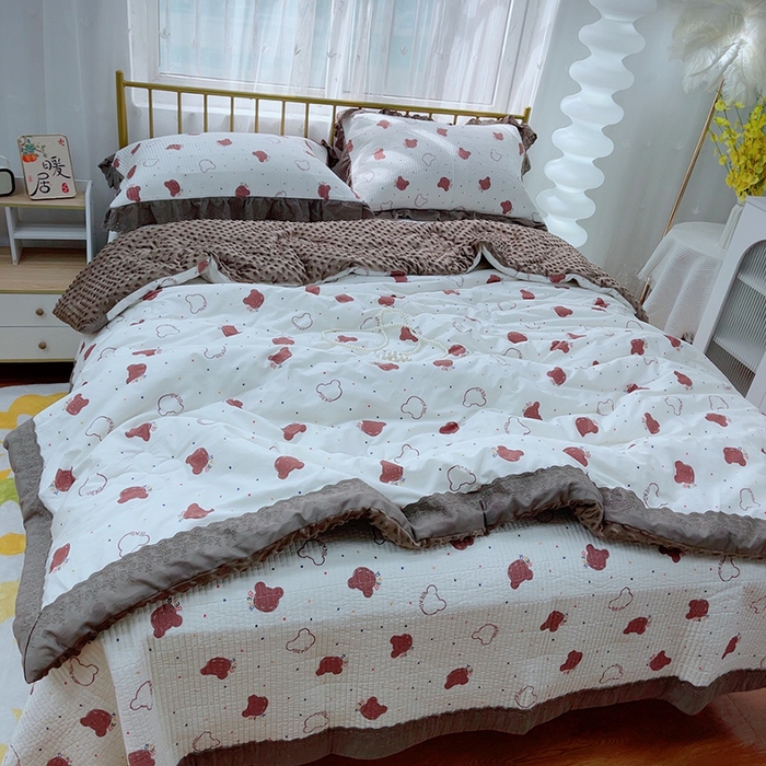 91家纺网 家纺一手货源 找家纺 暖居 2024新款包边豆豆被床盖四件套 卡通熊头