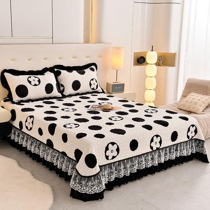 91家纺网 家纺一手货源 找家纺 民新家纺 2025新款牛奶绒印花夹棉床盖四件套 时尚波点