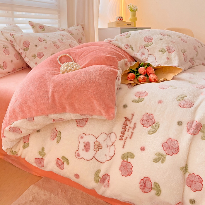 91家纺网 家纺一手货源 找家纺 2024新款加厚雪花绒印花四件套-风格二（提供卖家秀） 花花世界