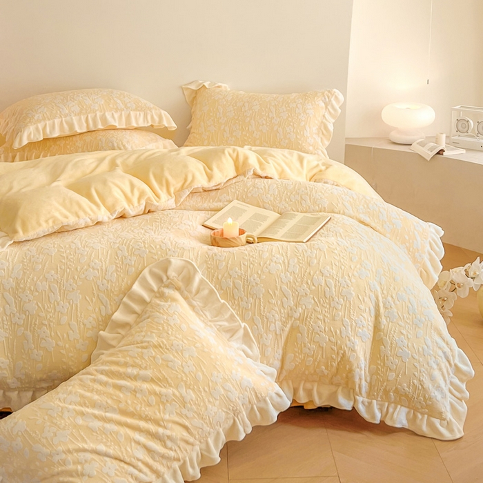 91家纺网 家纺一手货源 找家纺 2024新款加厚牛奶绒韩版雕花四件套风格1（温馨） 冬暖-黄